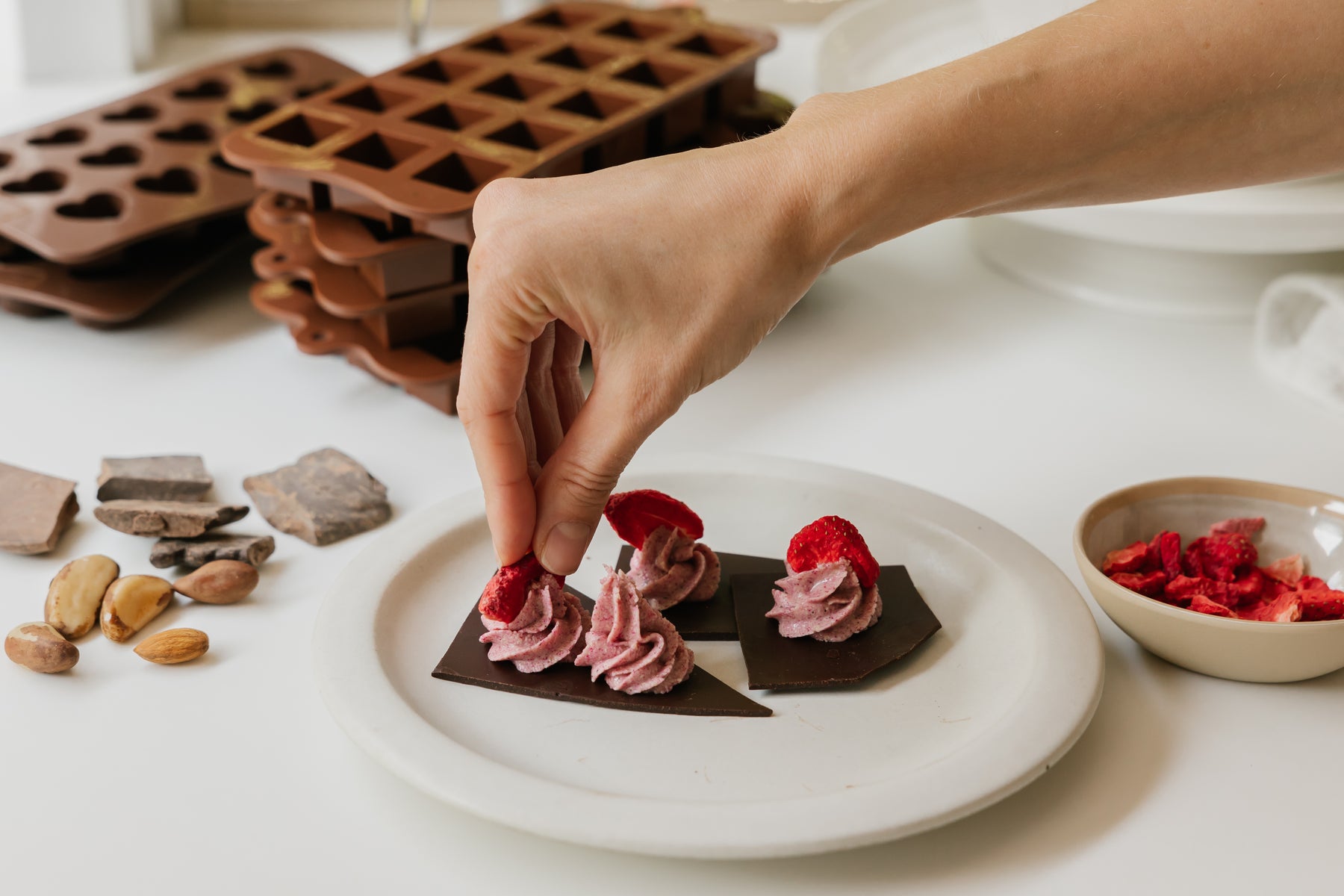3 Secrets to Making Delicious, Low-Sugar Desserts