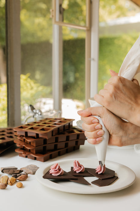 GLOW Cashew Crème - Sugar Free Icing (140 g)