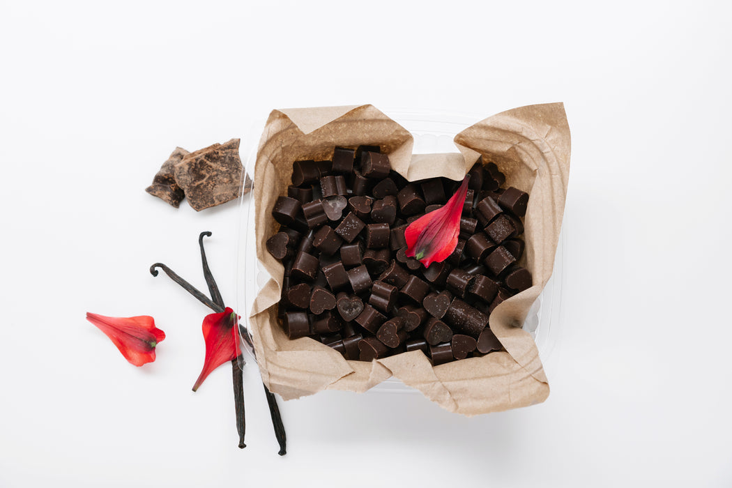 GLOW Chocolate Mini Hearts - Vanilla (300 g)